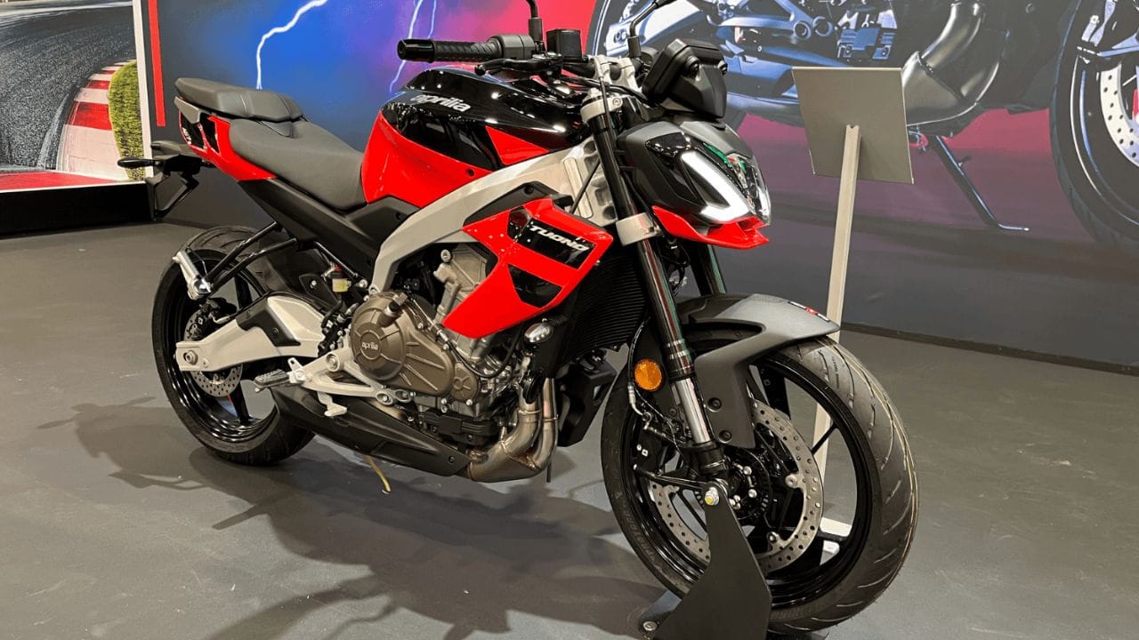 Aprilia Tuono 457
